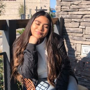 Meet your Posher, Abby